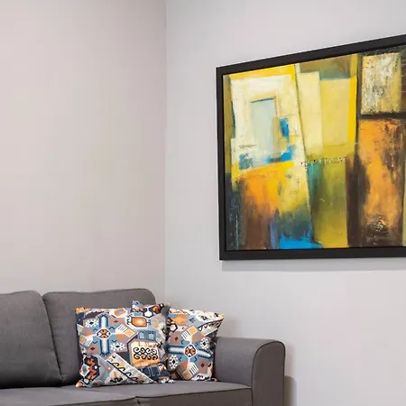 Centrico Duplex Con Parking 펜션